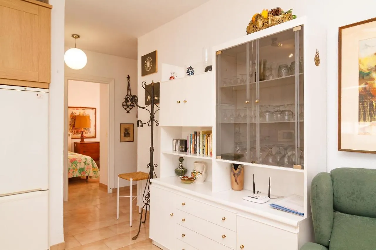 Carabeillo 13 Apartments Casasol Нерха